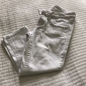 White Capri jeans